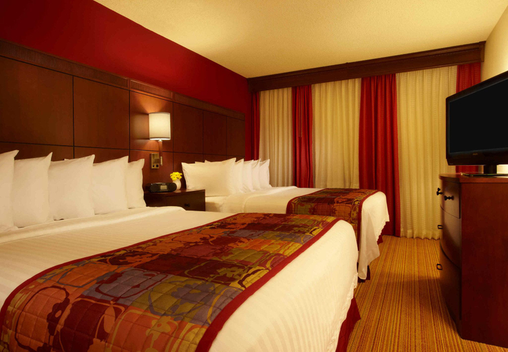 Bedroom 3, Residence Inn London Downtown, Middlesex
