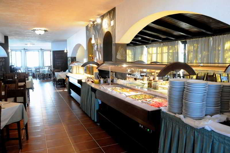 Food & Drinks 5, Hersonissos Village, Crete