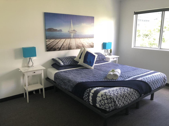 Bedroom 3, Base Brisbane Uptown Backpackers, Brisbane