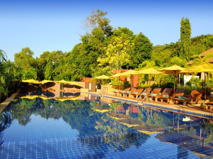 Aonang Cliff Beach Resort, Muang Krabi