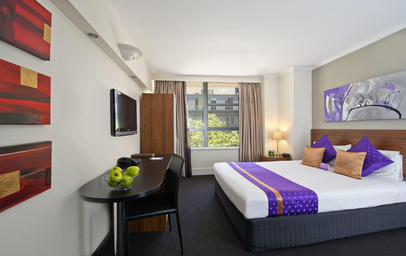 Bedroom 5, Park Regis City Centre, Sydney