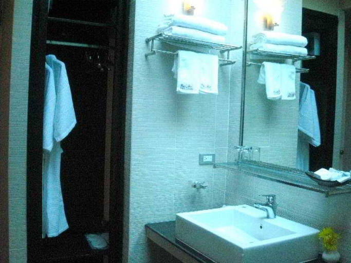 Bathroom, Koh Tao Central Hostel, Ko Phangan
