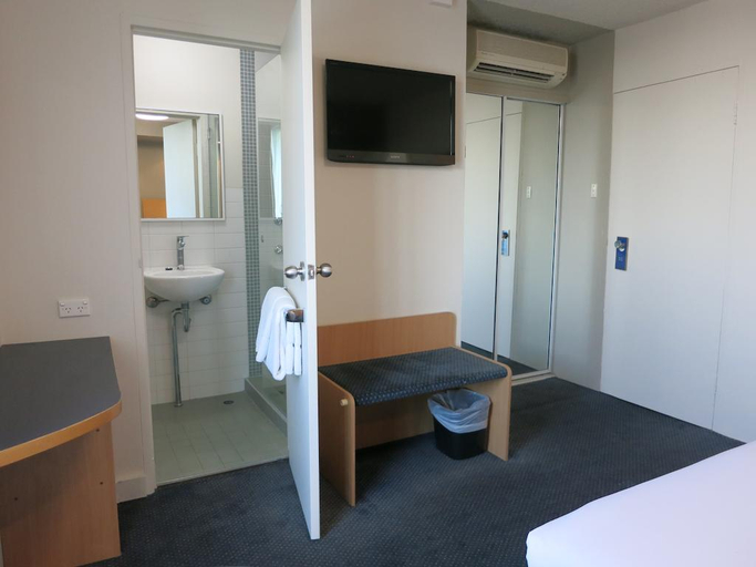 Bathroom 5, Arts Hotel - Paddington, Sydney