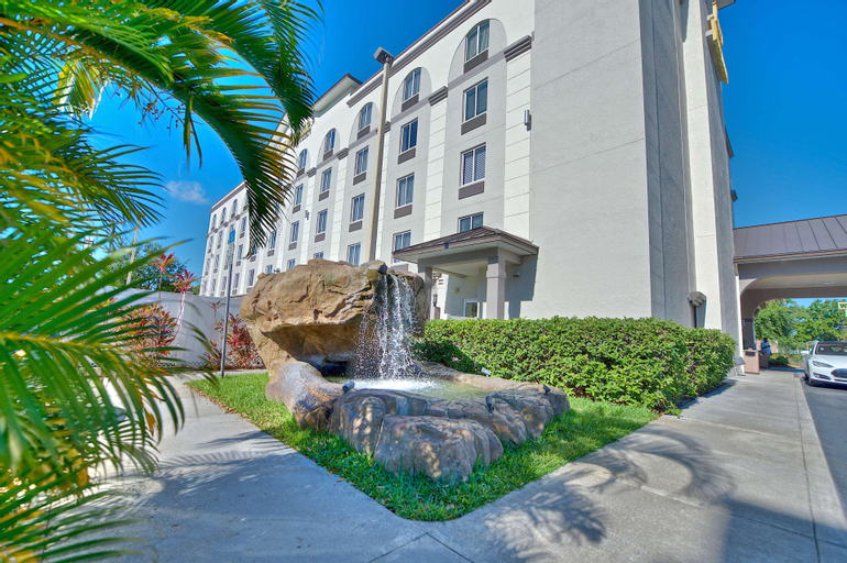 Sonesta Essential Orlando, Orange
