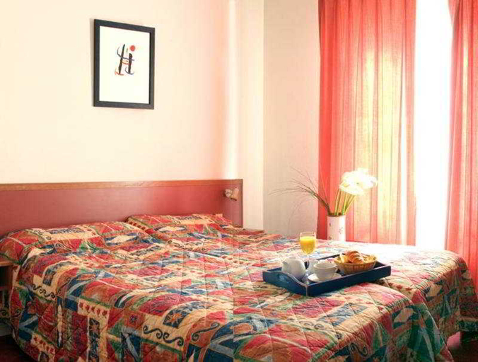 Bedroom 2, Monsieur Aristide, Paris