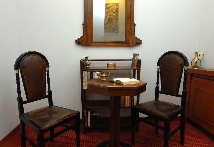 Public Area 2, Arte Hotel, Stolichna