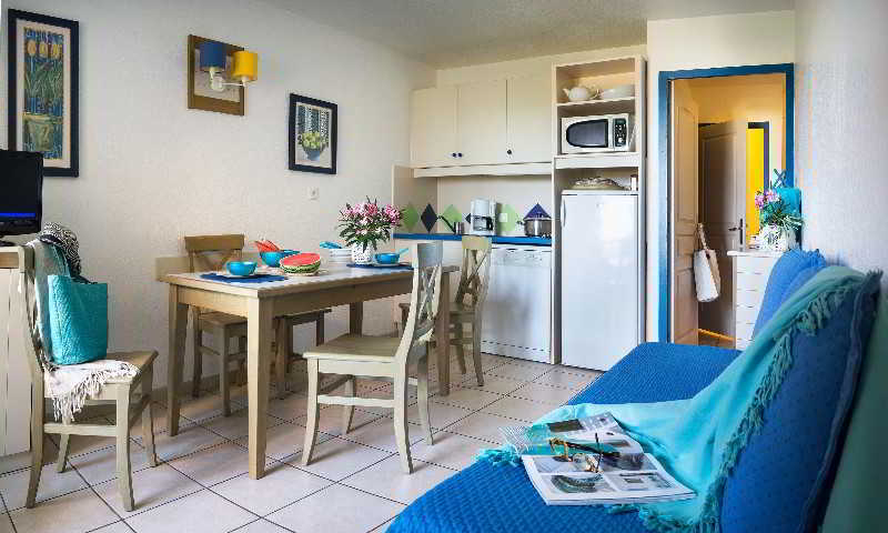 Bedroom 4, Pierre et Vacances la Rostagne, Alpes-Maritimes