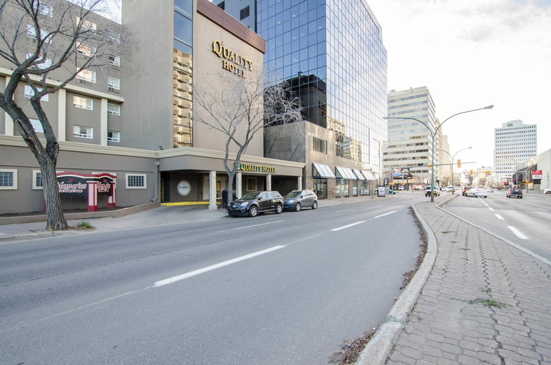 Exterior & Views 2, Quality Hotel Regina, Division No. 6