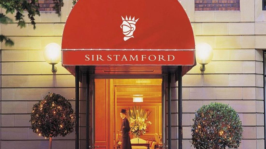 Sir Stamford at Circular Quay, Sydney