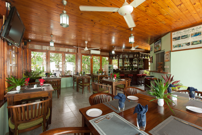 Food & Drinks 5, Le Relax Beach Resort