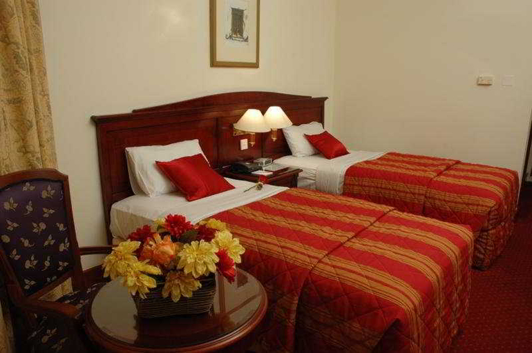 Bedroom 5, York International Hotel, Dubai