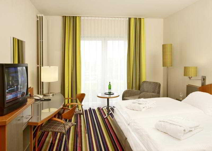 Bedroom 2, Sunday Hotel Köln Hürth, Rhein-Erft-Kreis