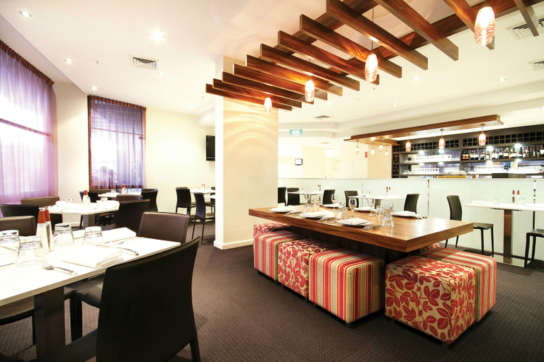 Food & Drinks 2, Central Studio Hotel Sydney, Sydney