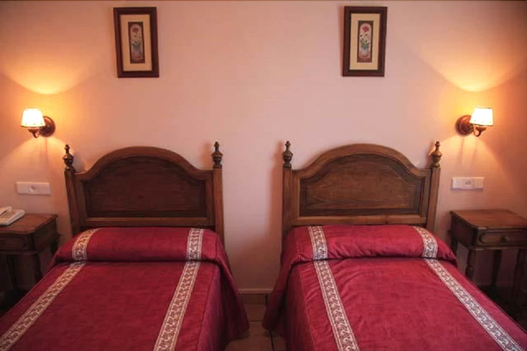 Bedroom 4, Hotel Patri, Granada