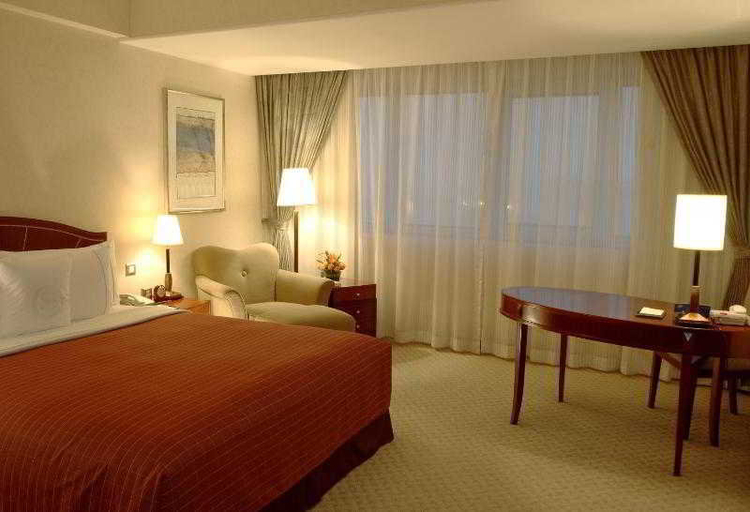 Bedroom 4, Sheraton Chengdu Lido, Chengdu