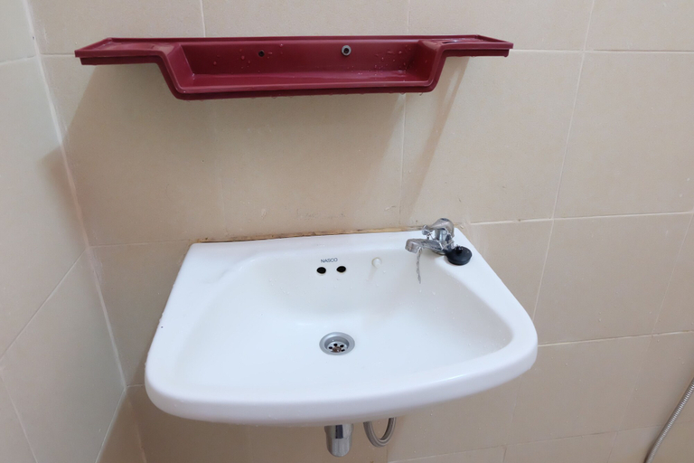 Bathroom 4, Somruthai Resort, Mae Chan