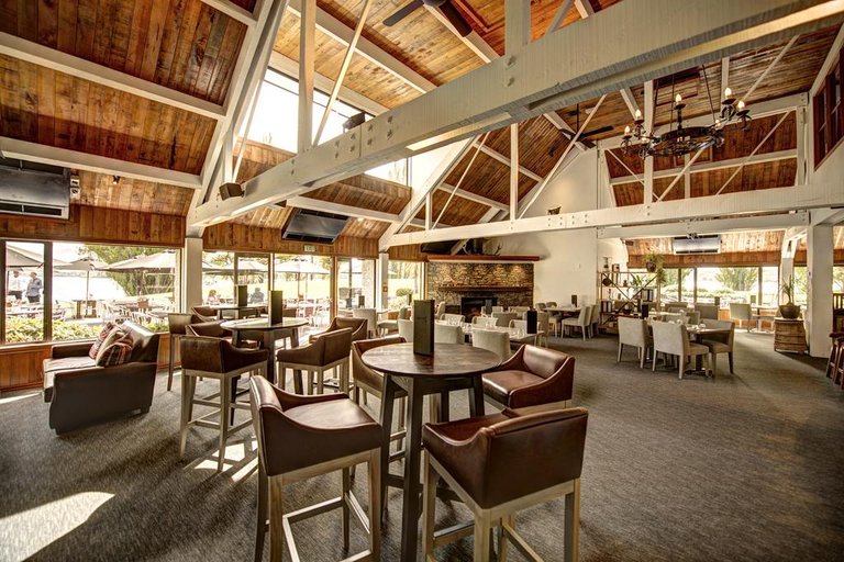 Food & Drinks 2, Edgewater Lake Wanaka, Queenstown-Lakes