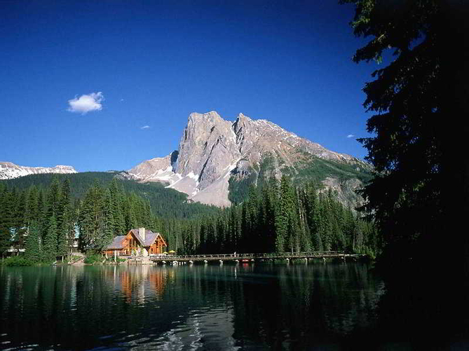 Emerald Lake Lodge, Columbia-Shuswap