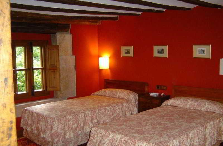 Bedroom 3, Posada La Torre de La Quintana, Cantabria