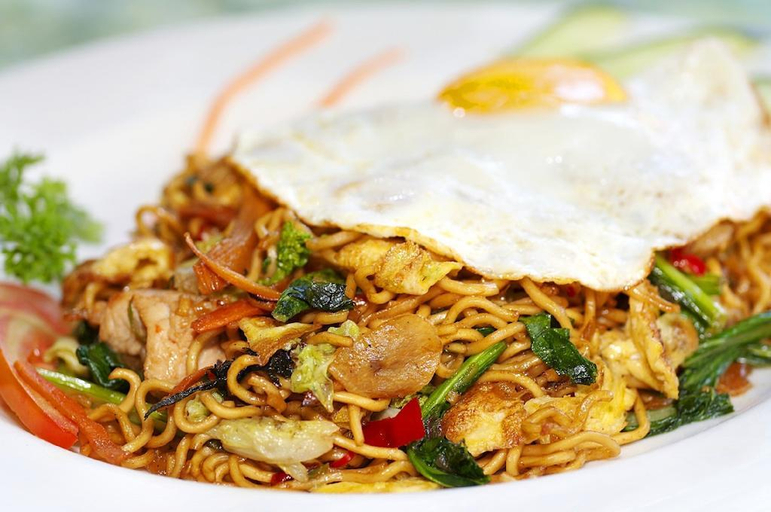 Food & Drinks 5, Santai Bali, Karangasem