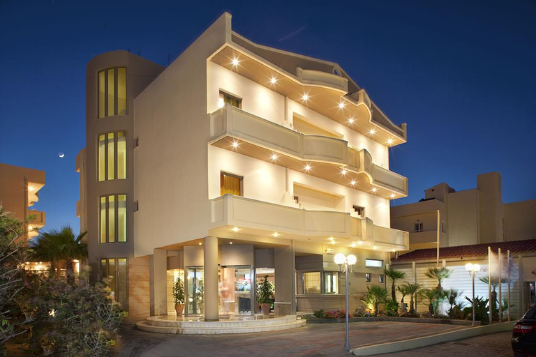 Exterior & Views 2, Neptuno Beach Hotel, Crete