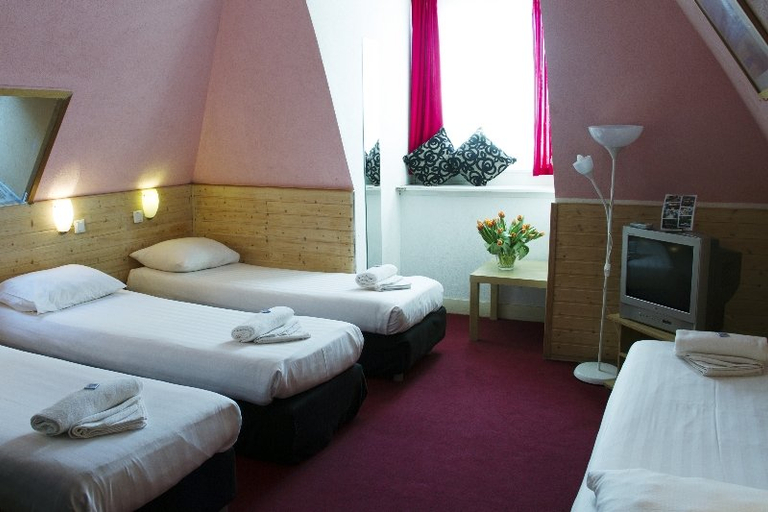 Bedroom 4, Max Hotel Amsterdam, Amsterdam