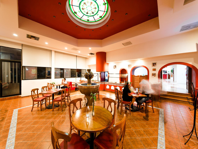 Food & Drinks 5, Mision Express Celaya, Celaya
