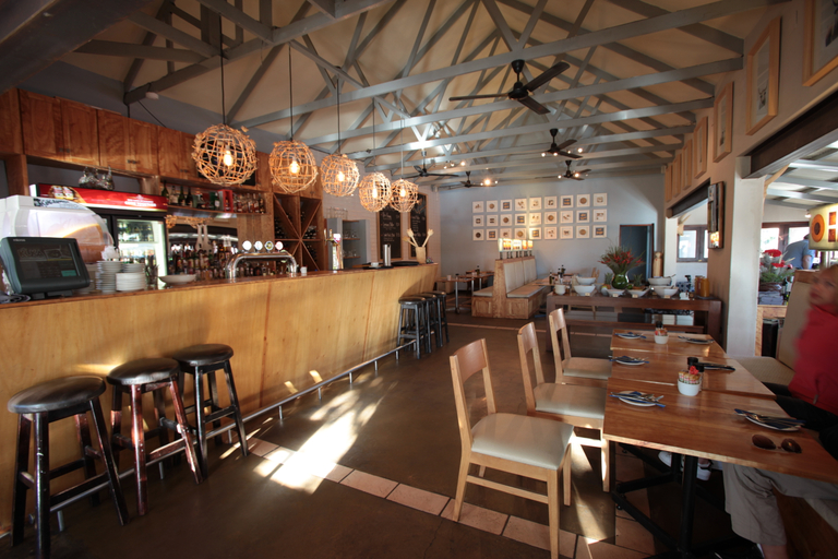Food & Drinks 5, Perry's Bridge Hollow Boutique, Ehlanzeni