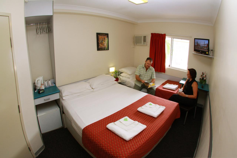 Bedroom 4, Comfort Inn Darwin, Darwin