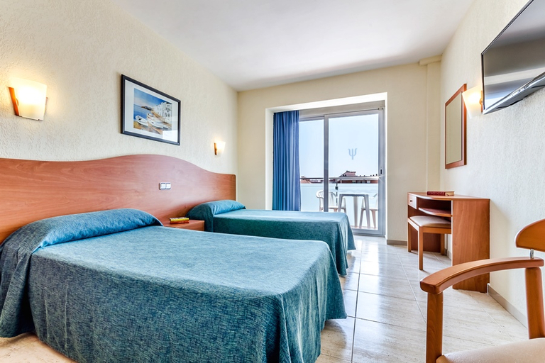 Exterior & Views 3, Hotel Mar Blau, Barcelona