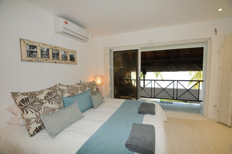 Villa Caro's Beachfront,