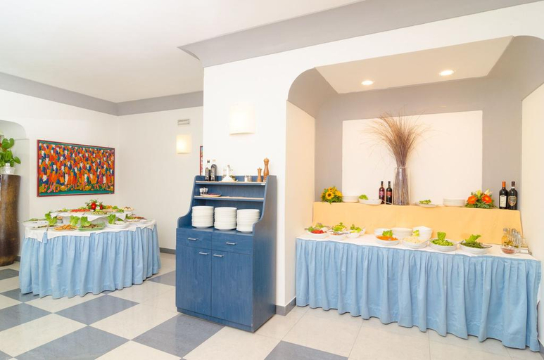 Public Area 2, Hotel Lord Byron, Napoli