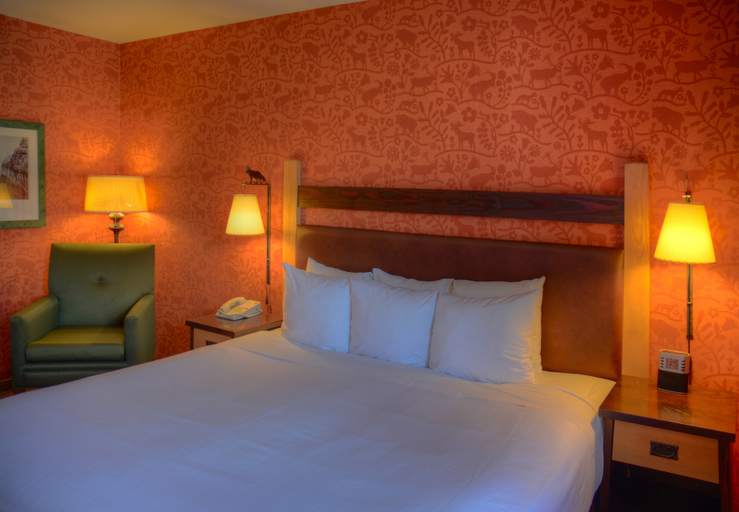 Bedroom 3, Fox Hotel & Suites, Division No. 15