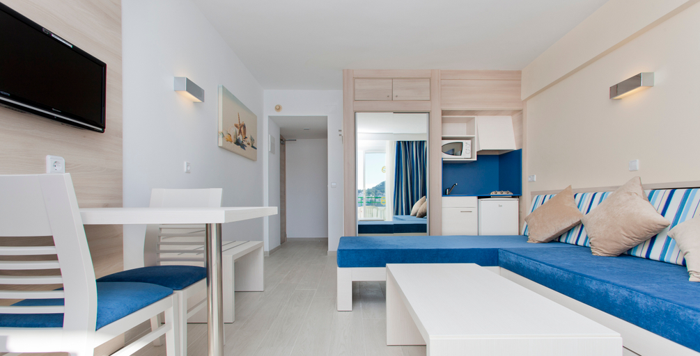 Bedroom 3, Apartamentos Globales Verdemar, Baleares