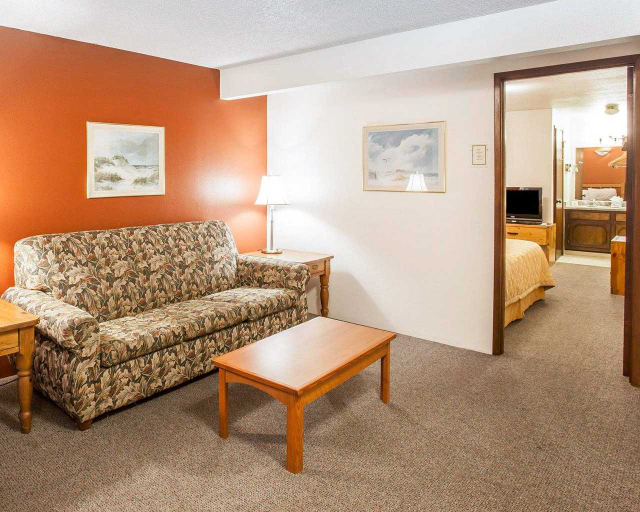 Public Area 3, Rodeway Inn & Suites, Pacific