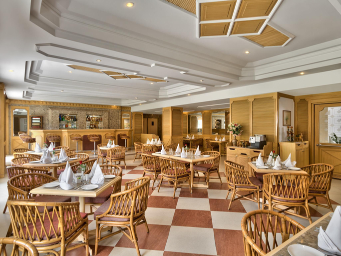 Food & Drinks 5, Club Mahindra Jaipur, Jaipur