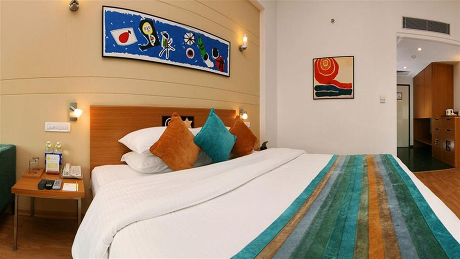 Bedroom 4, Lemon Tree Hotel East Delhi Mall, Gautam Buddha Nagar