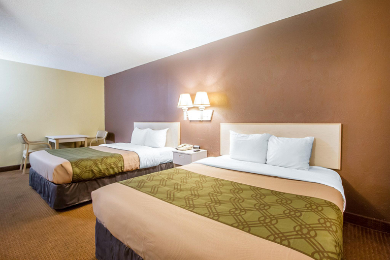 Bedroom, Motel 6 Mobile, Mobile