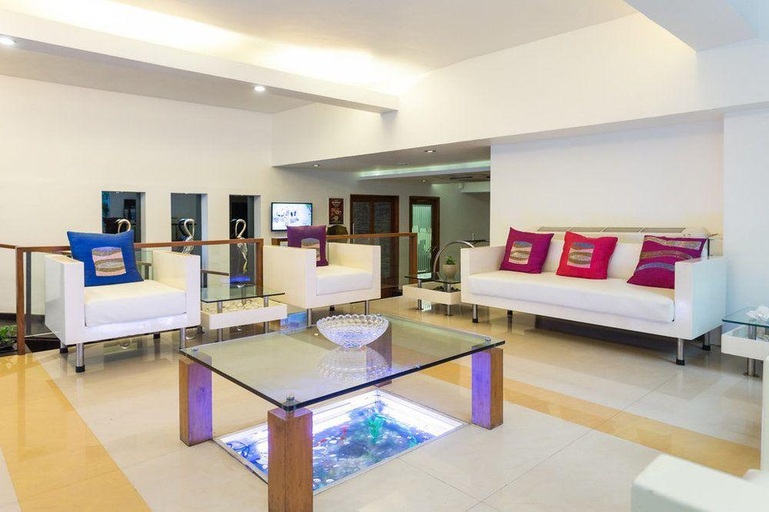 Public Area 3, The Avenue Center Hotel, Ernakulam