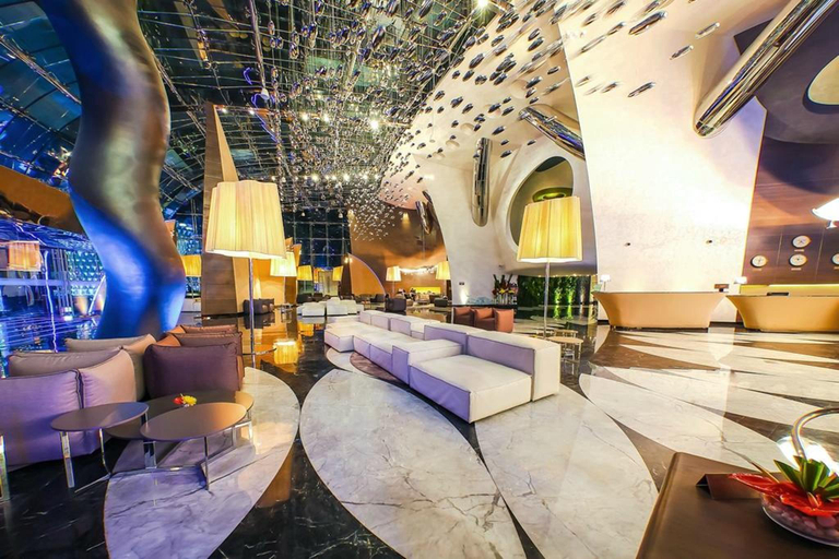 Public Area 4, Sahara Star, Mumbai Suburban