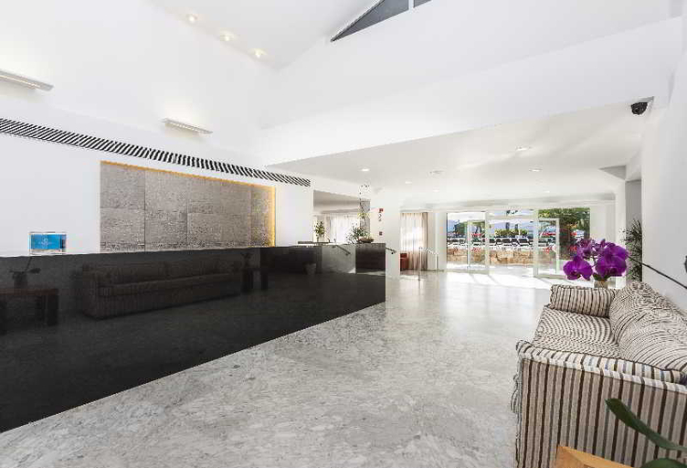 Public Area 3, Hoposa Hotel & Apartments Villaconcha, Baleares