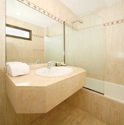 Bathroom 4, Jade, Baleares