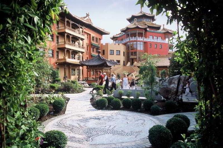 Phantasialand - Ling Bao, Rhein-Erft-Kreis