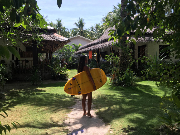 Pesangan Surfcamp Hotel, General Luna