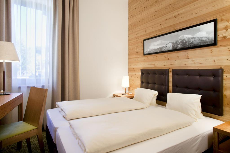 Bedroom 3, Bon Alpina, Innsbruck