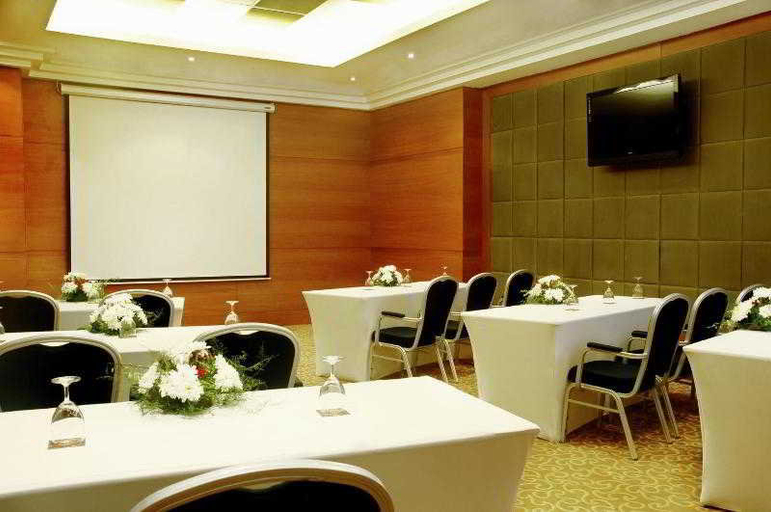 Business Facilities