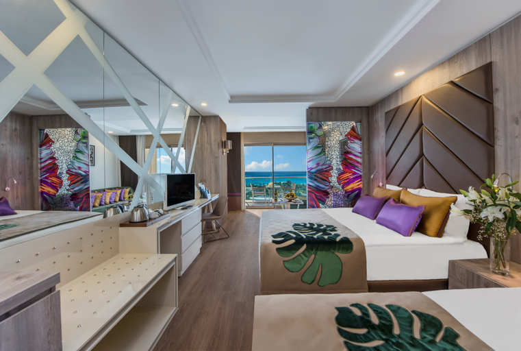 Bedroom, Delphin Be Grand Resort, Antalya