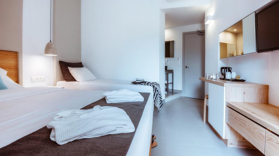 Bedroom 3, Neptuno Beach Hotel, Crete