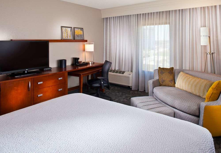 Public Area 2, Courtyard by Marriott New Orleans Metairie, Jefferson