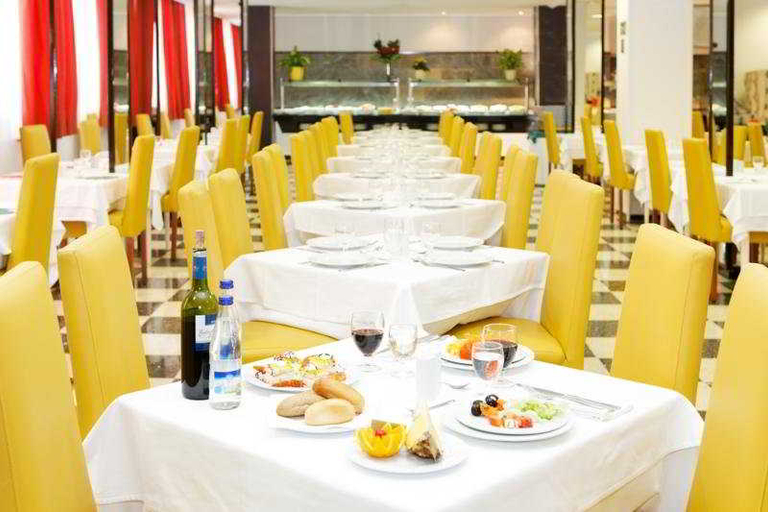 Food & Drinks, Bulevar Paguera, Baleares